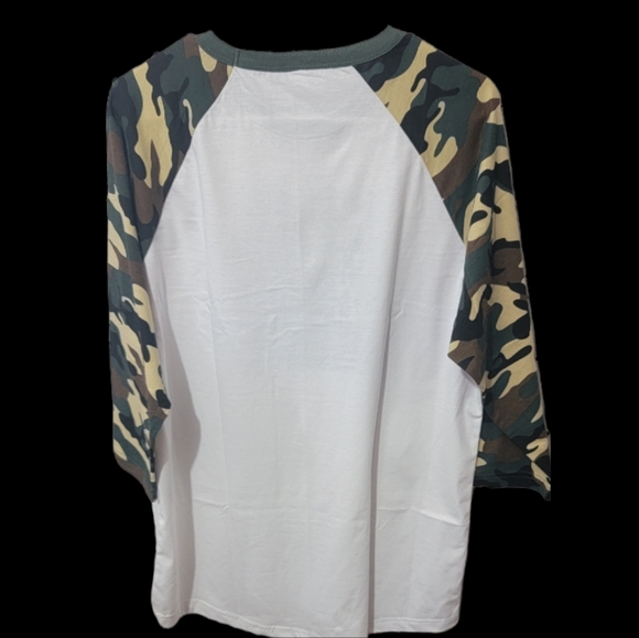 NWT Remember Everyone Deployed 3/4 Sleeve Camo T Shirt - Picture 2 of 4